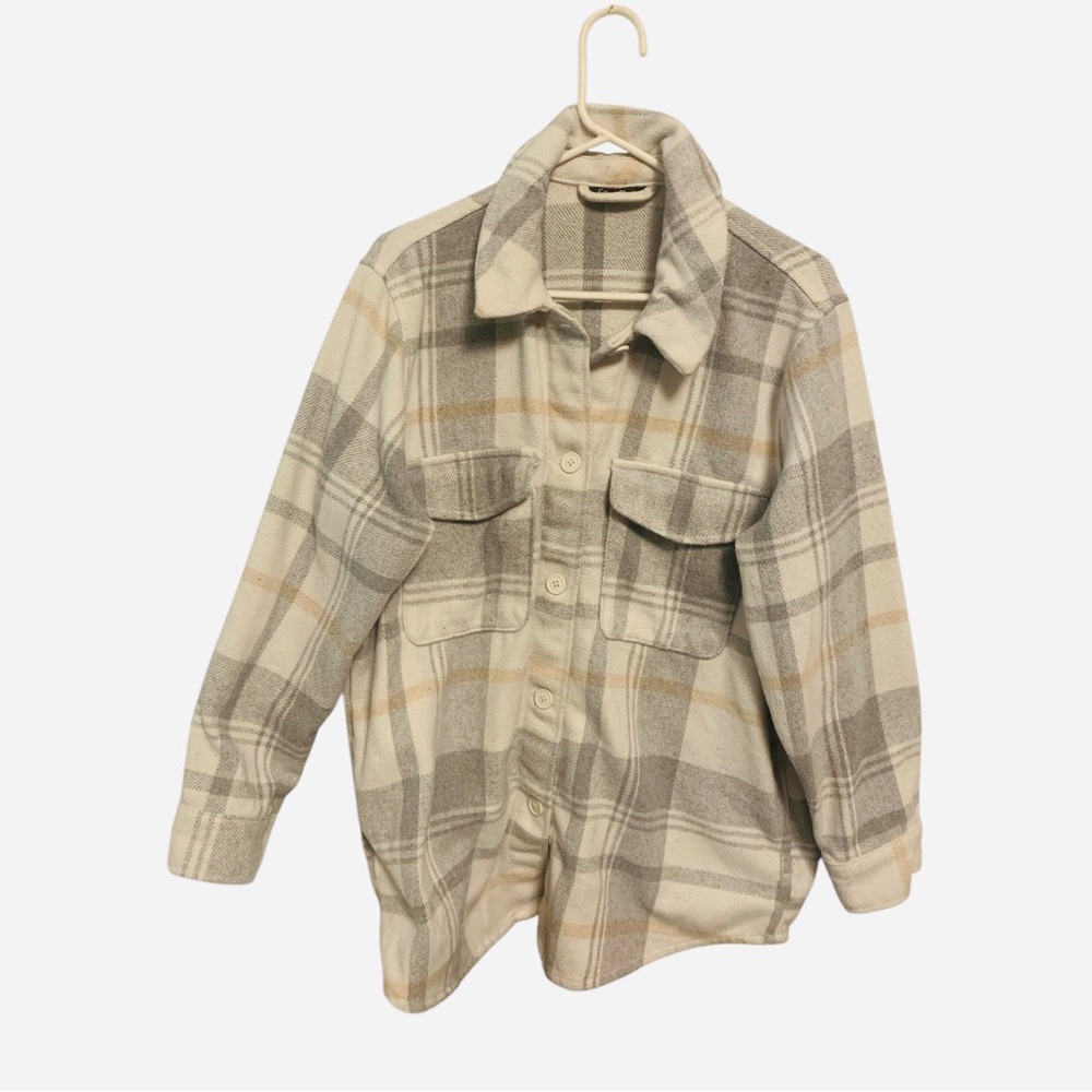 Woman’s George Plaid Button-Up Jacket